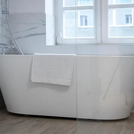 Piekna Yellow * Varšava