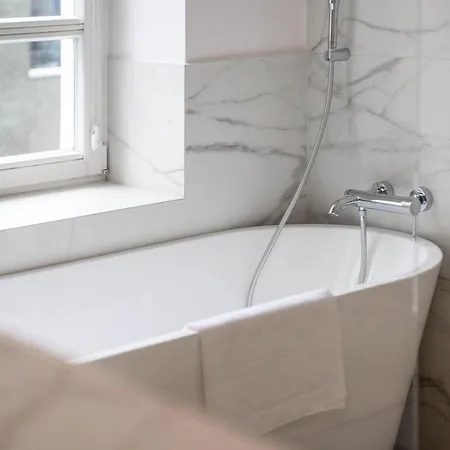 Apartment Piekna Yellow Warsaw